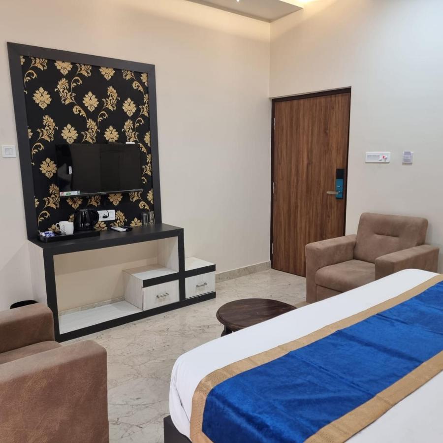The Seven's 2* Varanasi